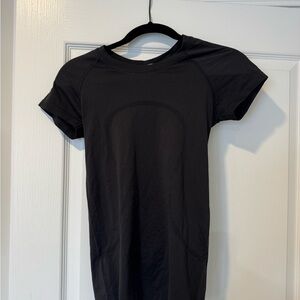 lululemon athletica Black Short Sleeve Top